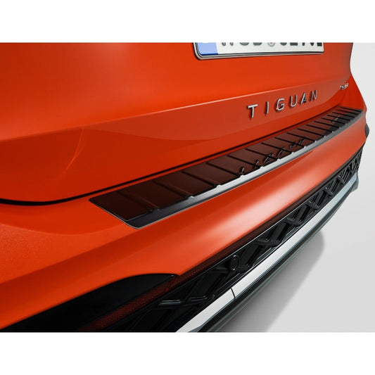 Protectie bara spate incarcare originala Volkswagen Tiguan 3 CT1 2024+, piano black - Volkswagen Shop